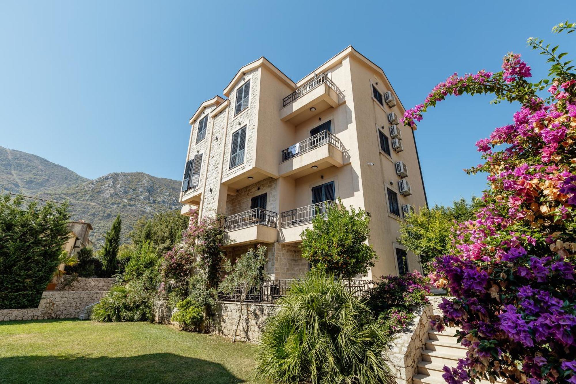 Bellezza Resort & Spa Kotor Exteriér fotografie